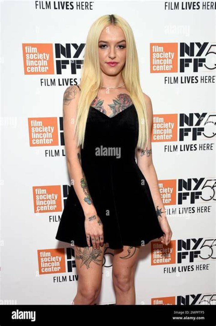 Bria Vinaite Bra Size, Age, Weight, Height, Measurements