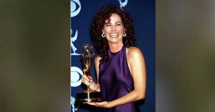 Does Kim Delaney have an alcohol problem? – Celebrity