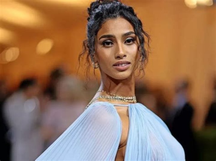 Imaan Hammam Height Weight Bio