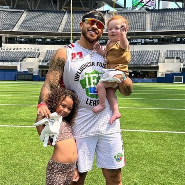 Is Maya Shawn’s daughter? – Celebrity