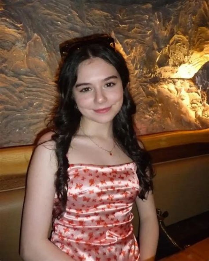 Julia Antonelli Sibling celebzbiography.com