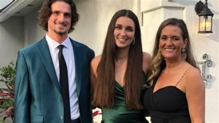 Ponte Vedra Madison Schemitz Wiki, Age, Mother, Boyfriend & More
