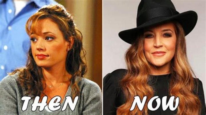 When did Holly leave King of Queens? – Celebrity