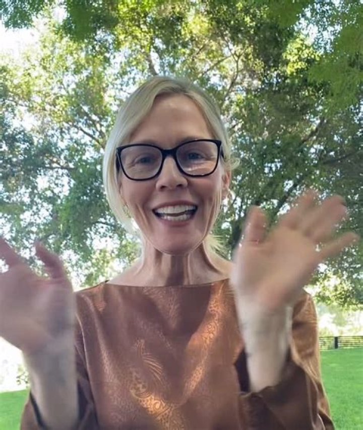 Where Can I Find Qvc2? – Celebrity