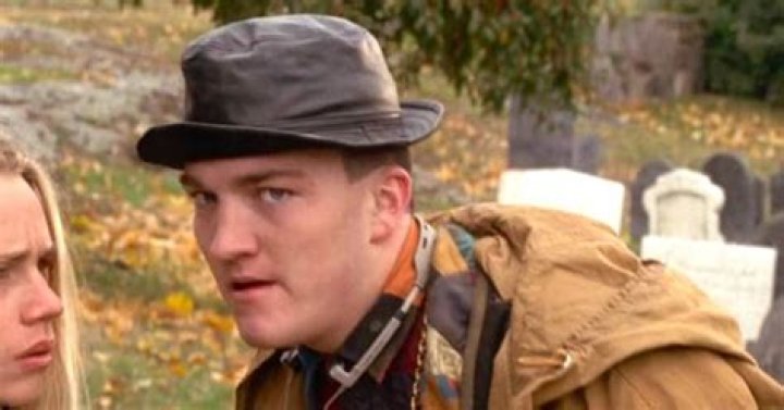Who plays Jay Taylor Hocus Pocus? – Celebrity